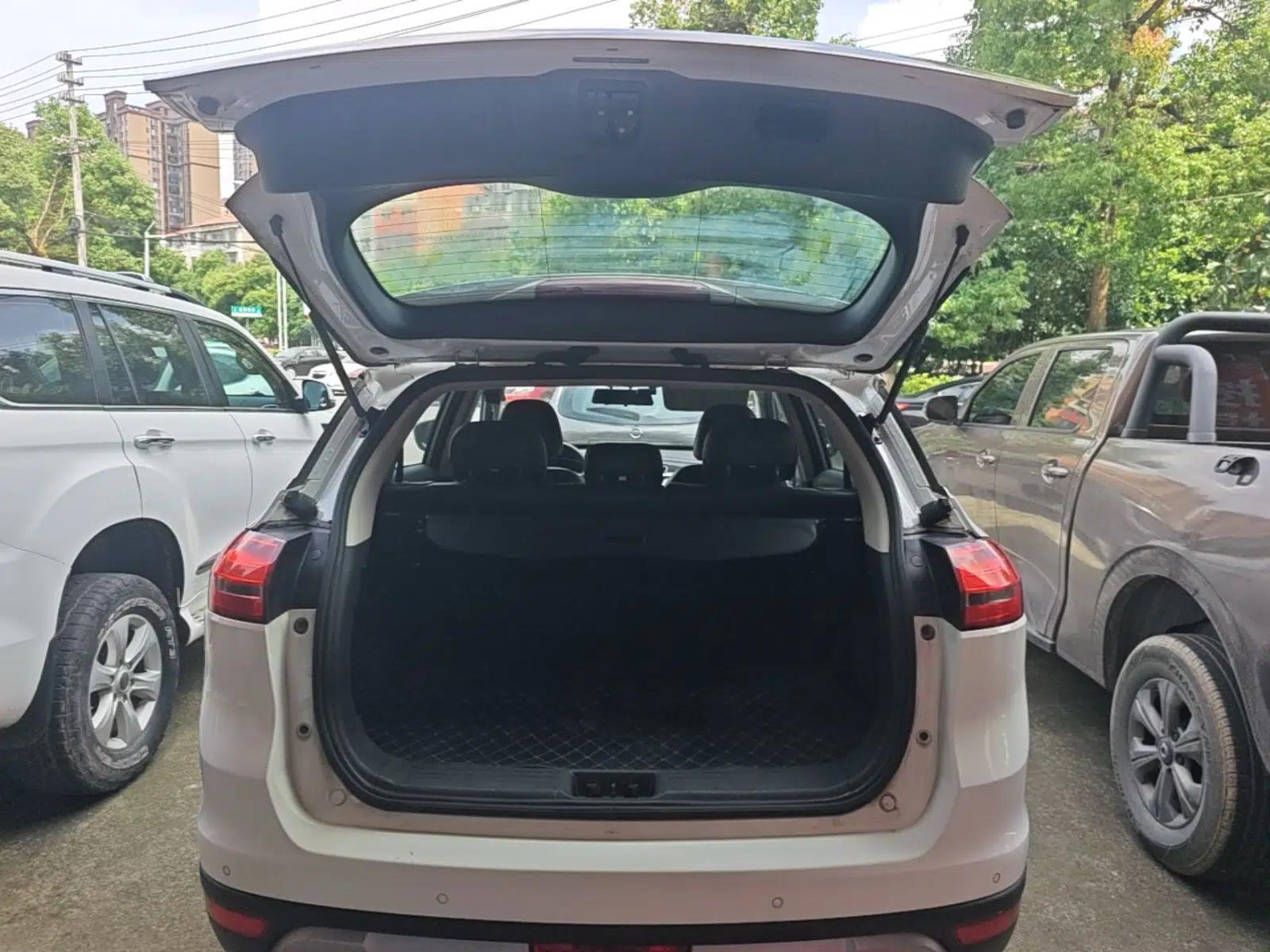 Geely Auto Emgrand X7 Sport 2016 1.8TD Automatic Smart Connectivity Version — миниатюра 22