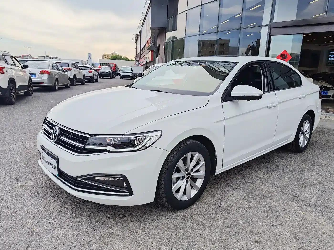2021 Volkswagen Bora 1.5L Automatic Comfort Smart Connect Edition — миниатюра 1