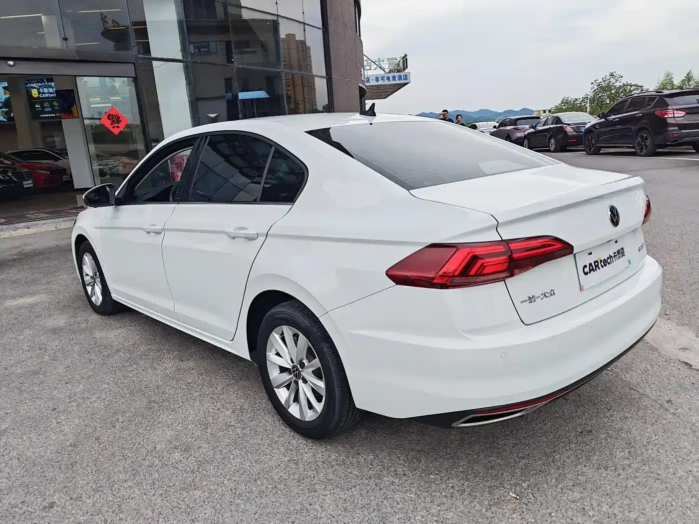 2021 Volkswagen Bora 1.5L Automatic Comfort Smart Connect Edition — миниатюра 4