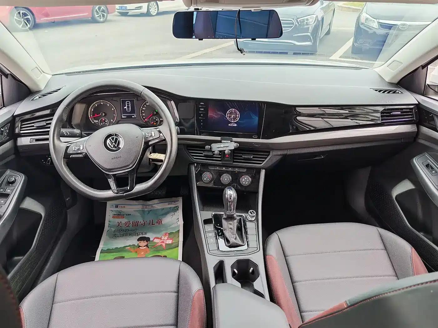 2021 Volkswagen Bora 1.5L Automatic Comfort Smart Connect Edition — миниатюра 9