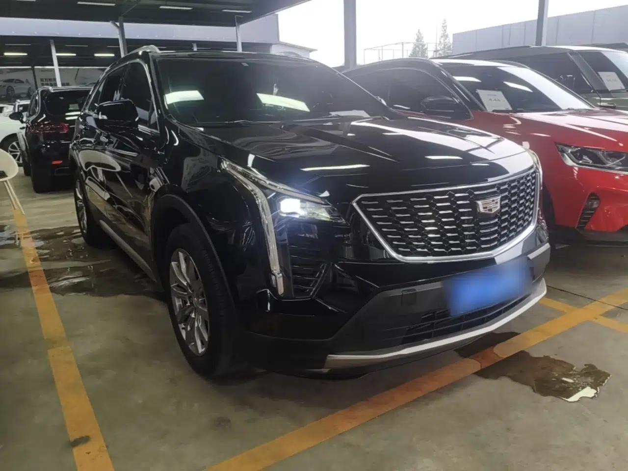 Cadillac XT4 2021 28T Two-Wheel Drive Leading Version — миниатюра 3