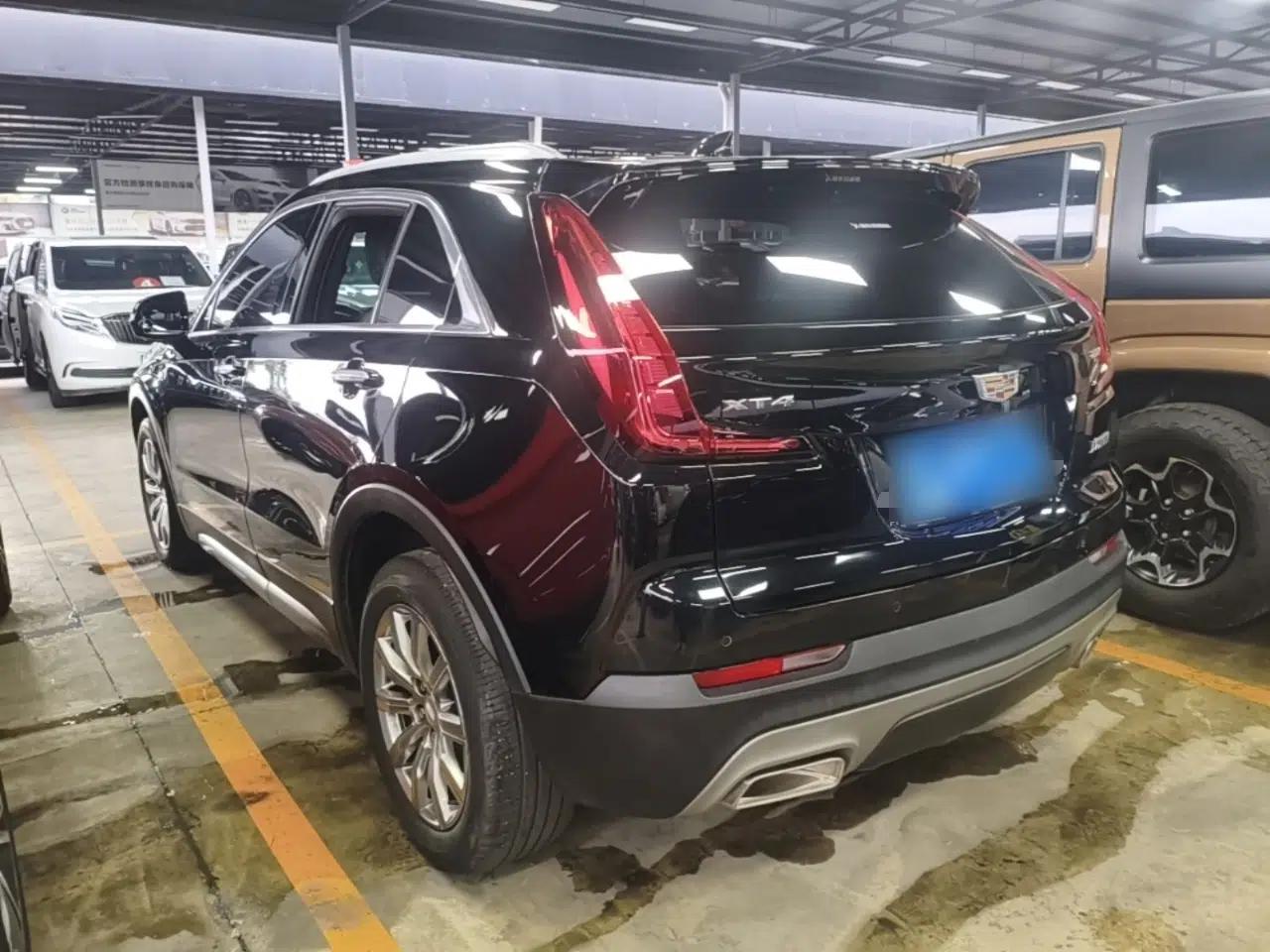 Cadillac XT4 2021 28T Two-Wheel Drive Leading Version — миниатюра 4