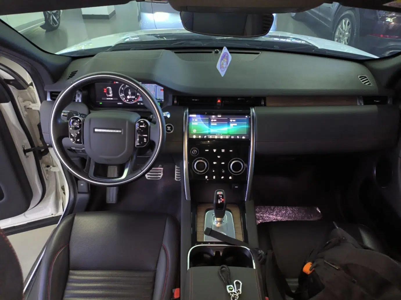 Land Rover Discovery Sport 2020 249 PS R-Dynamic Performance Edition — миниатюра 13