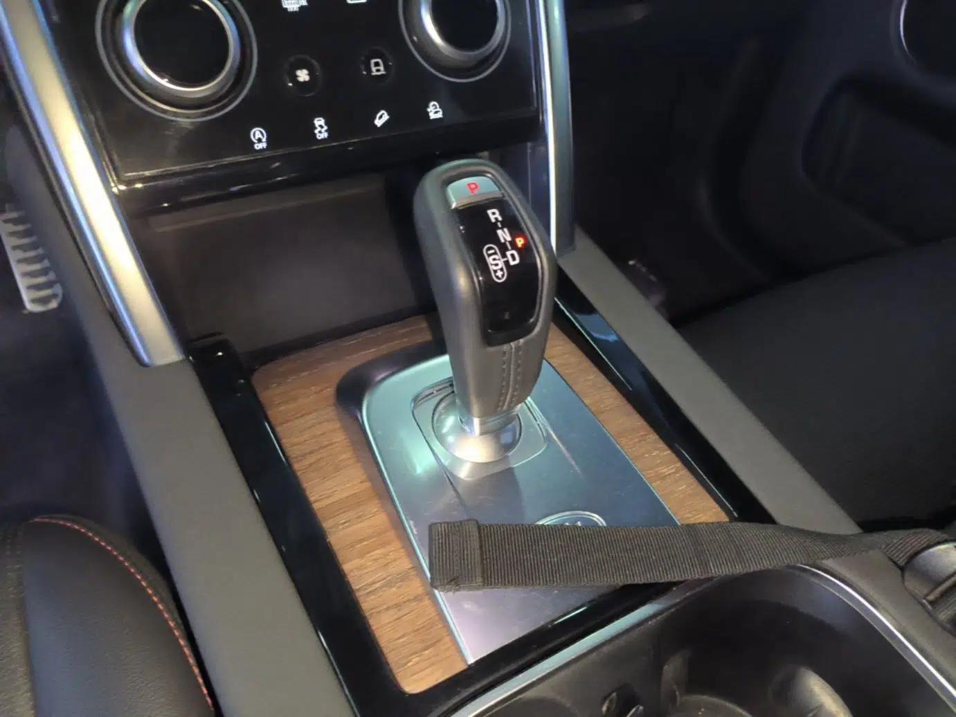 Land Rover Discovery Sport 2020 249 PS R-Dynamic Performance Edition — миниатюра 17
