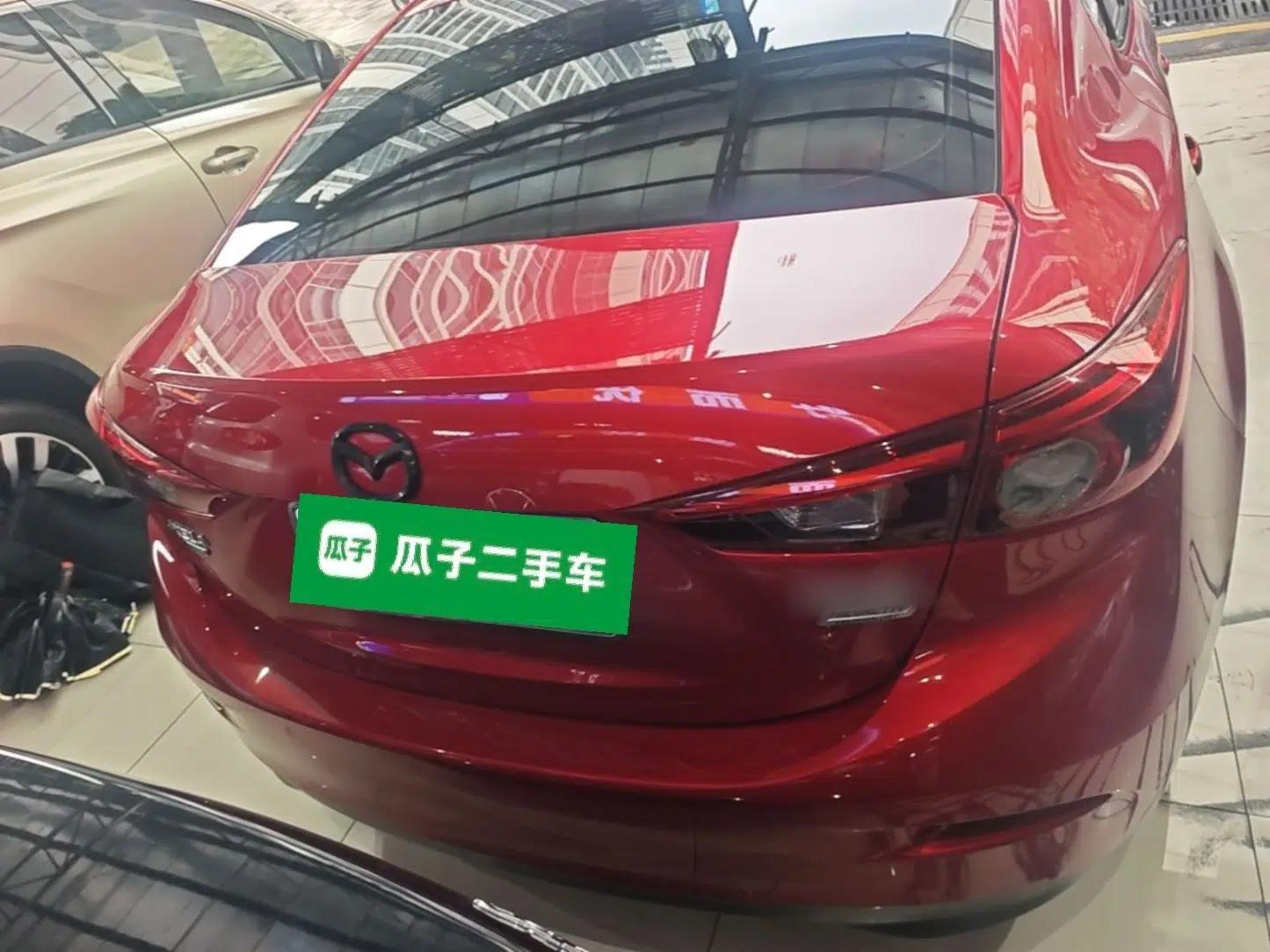 Mazda 3 Axela 2017 Sedan 1.5L Automatic Luxury Model China VI Standard — миниатюра 5