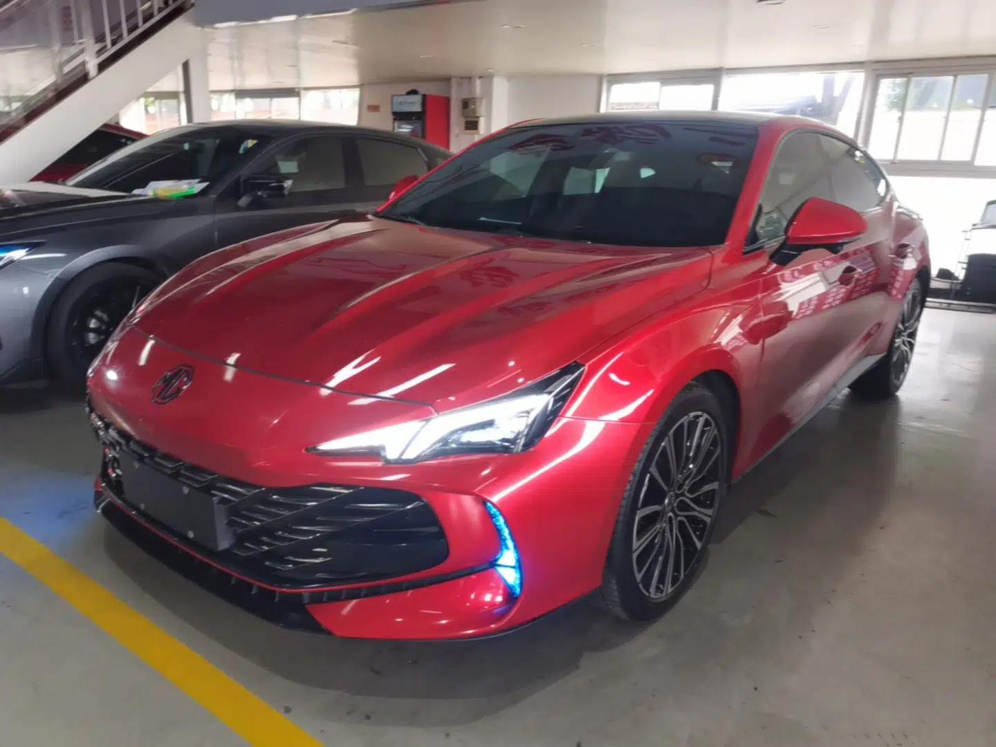 MG 7 2023 2.0T Automatic Hunter Luxury Edition — миниатюра 1