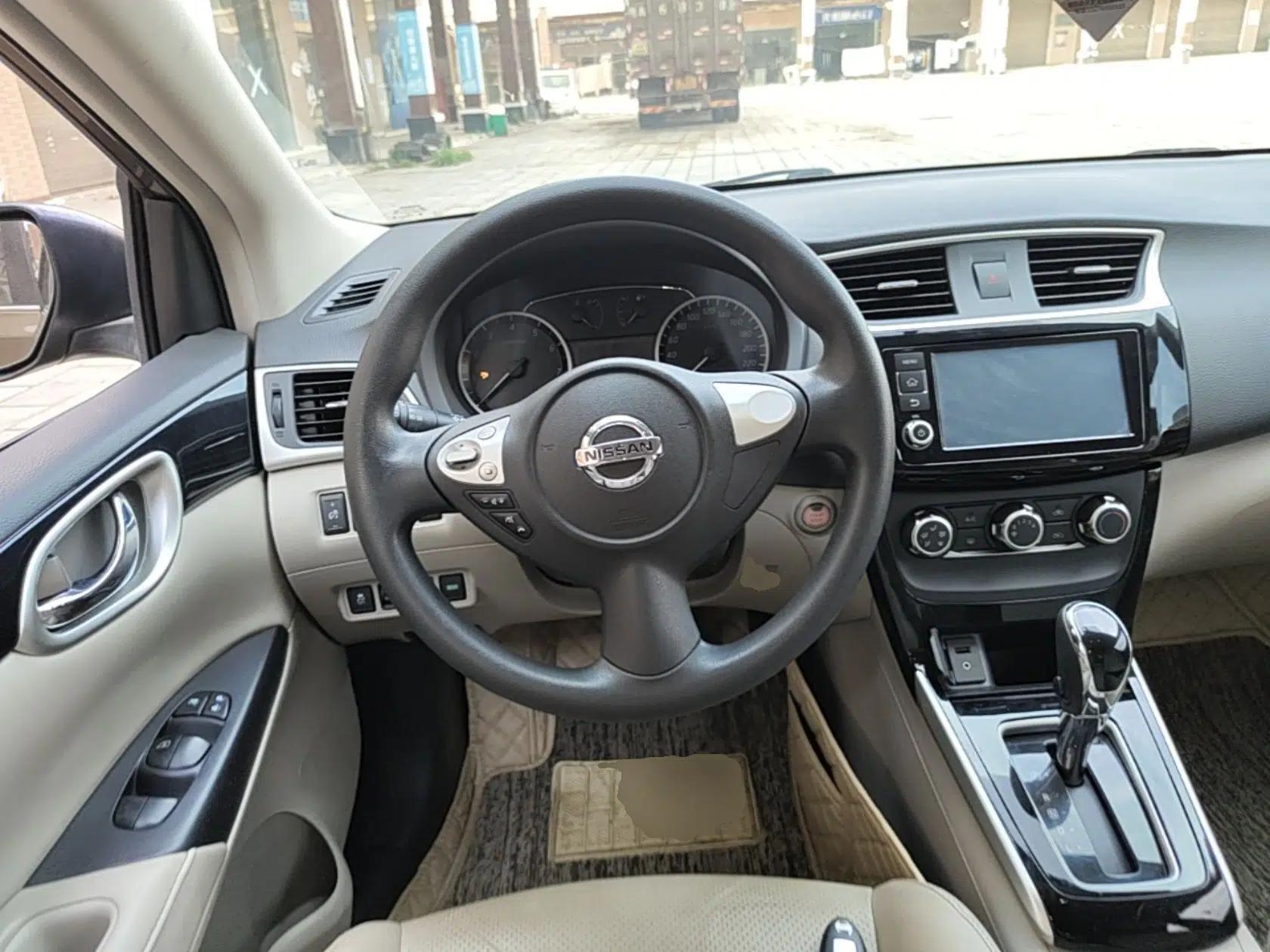 Nissan Sylphy 2016 1.6 XL CVT Deluxe Edition — миниатюра 14