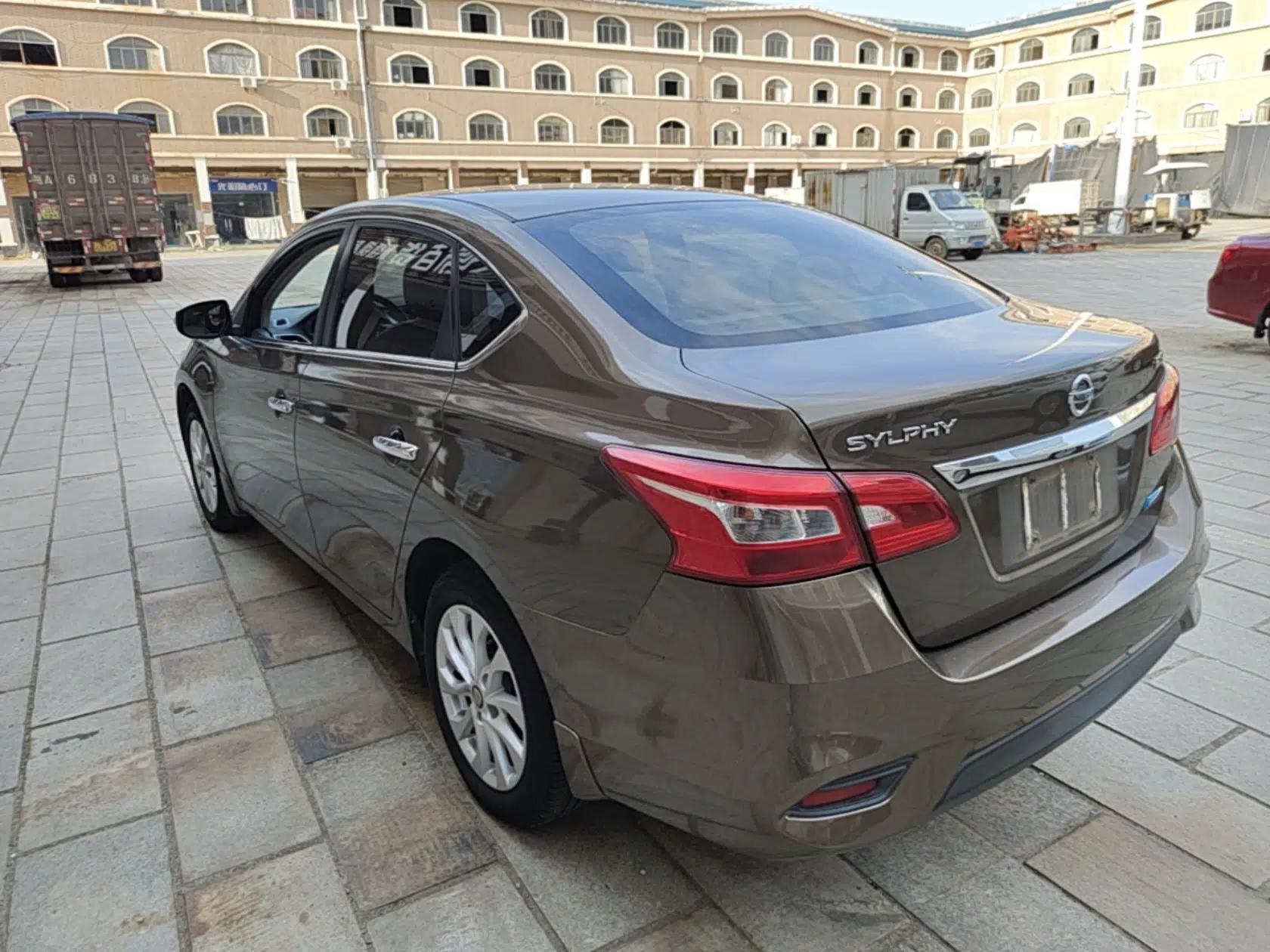 Nissan Sylphy 2016 1.6 XL CVT Deluxe Edition — миниатюра 4