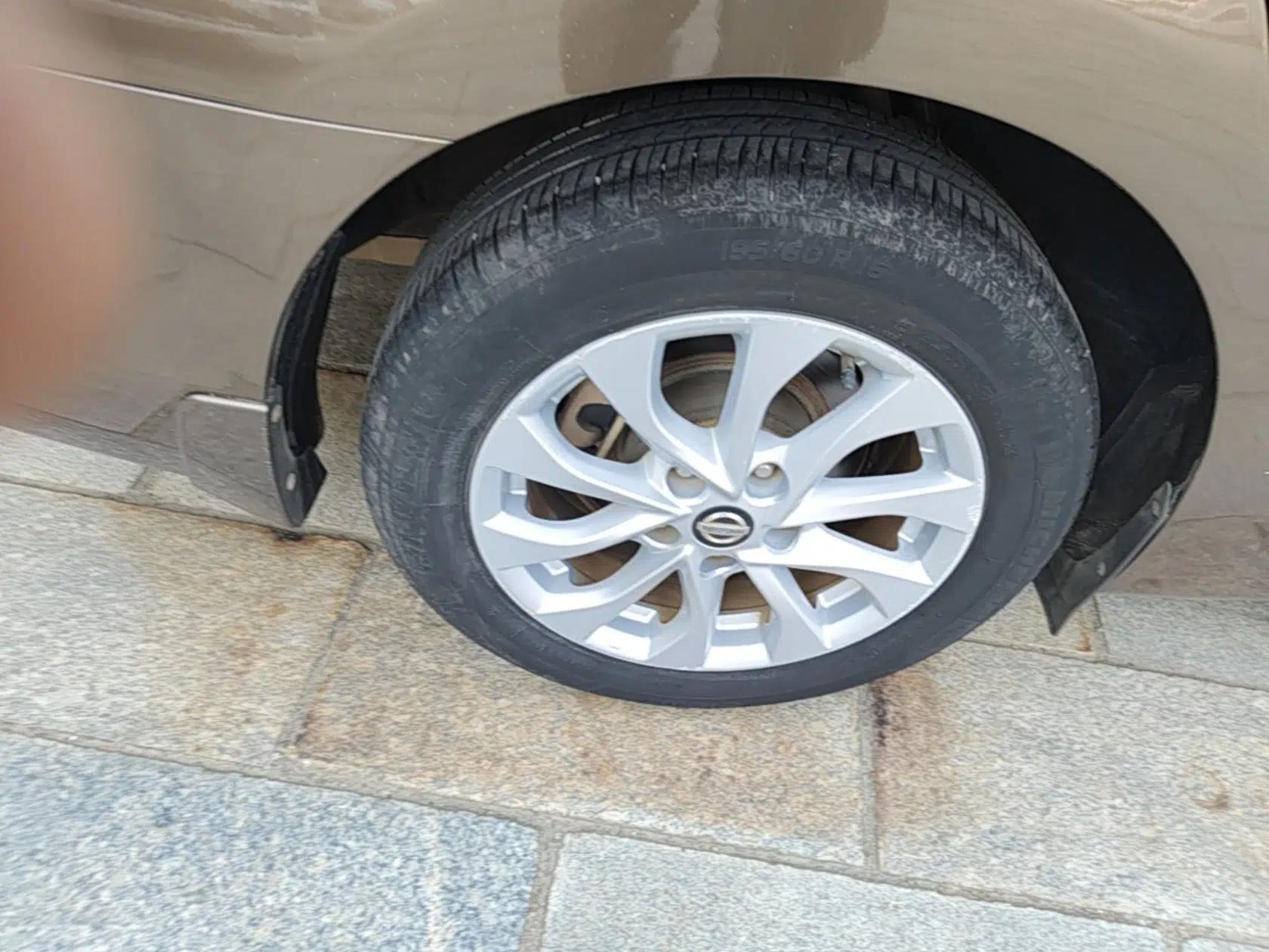 Nissan Sylphy 2016 1.6 XL CVT Deluxe Edition — миниатюра 10