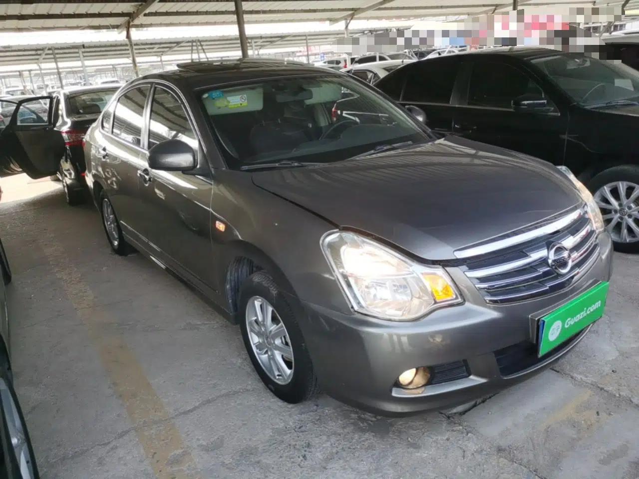 Nissan Sylphy 2019 Classic 1.6XE+ CVT SmartConnect Leading Edition — миниатюра 3