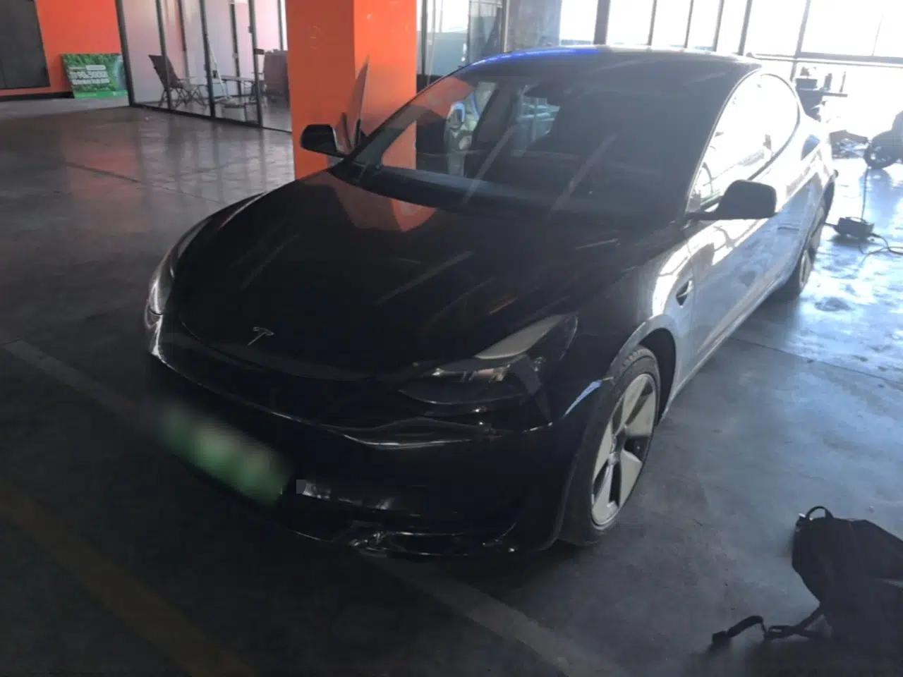 Tesla Model 3 2022 Rear-Wheel-Drive Version — миниатюра 1