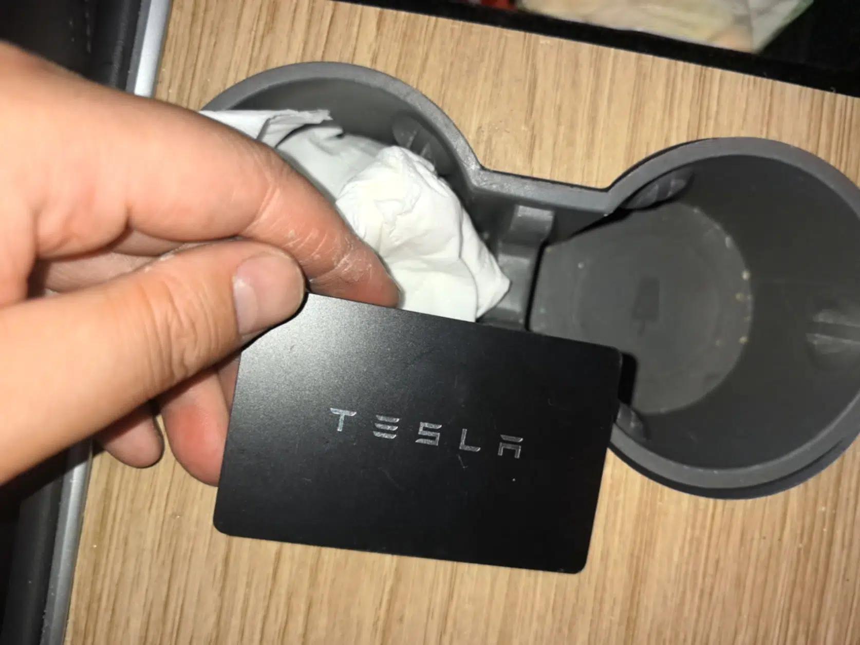 Tesla Model 3 2022 Rear-Wheel-Drive Version — миниатюра 12
