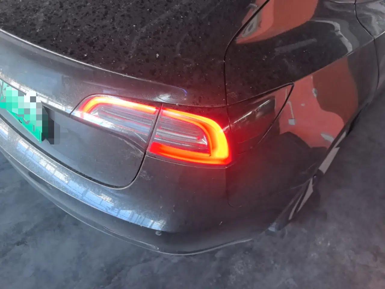 Tesla Model 3 2022 Rear-Wheel-Drive Version — миниатюра 7