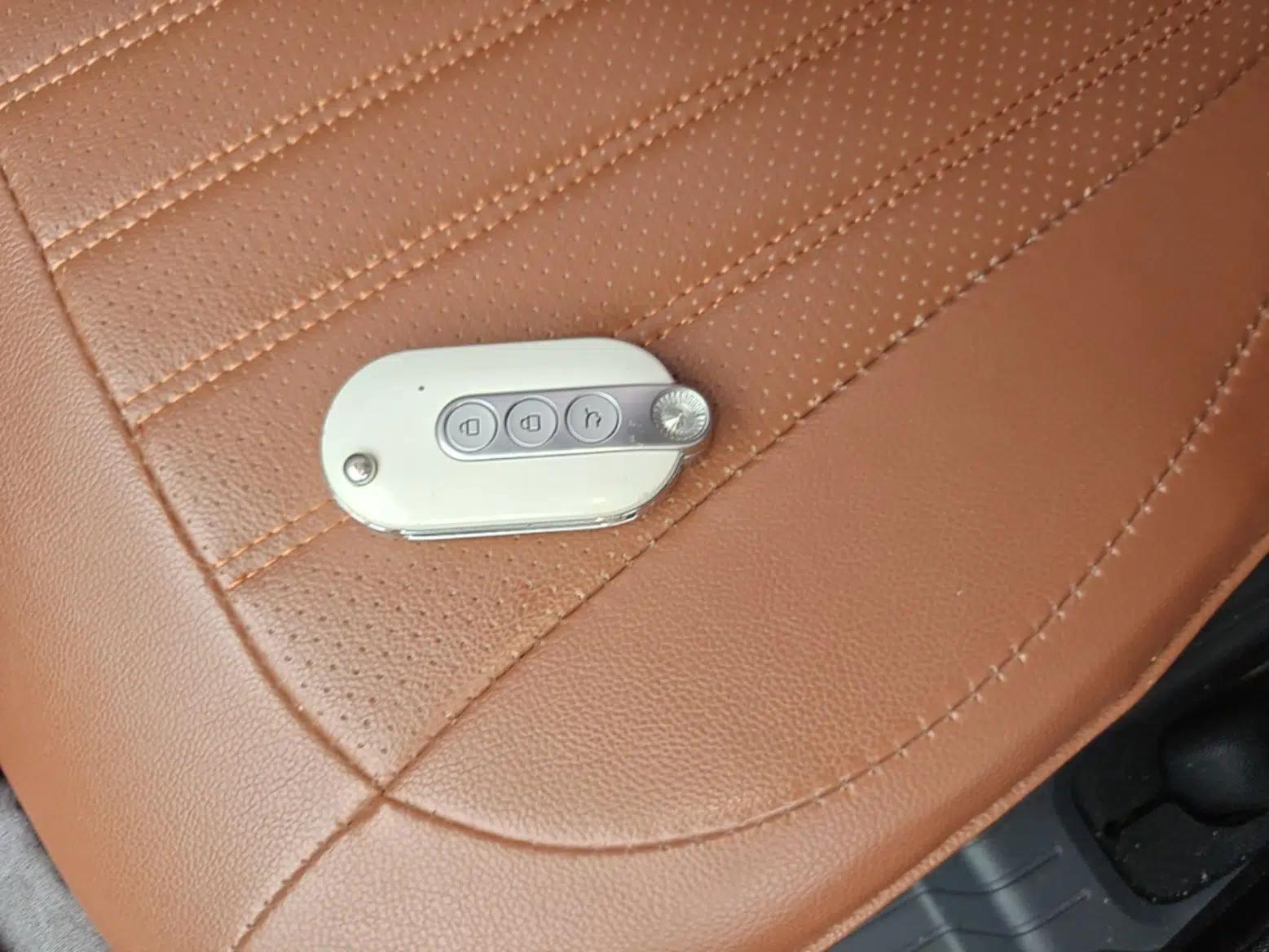 Wuling Hongguang MINIEV 2022 Macaron Premium Model – Lithium Iron Phosphate — миниатюра 12