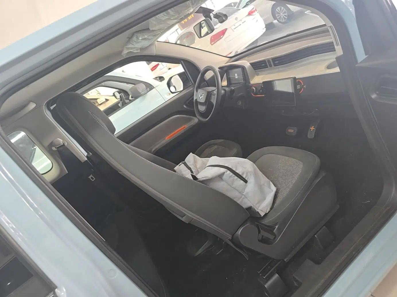 Wuling Hongguang MINIEV 2021 Macaron Premium Model – Lithium Iron Phosphate — миниатюра 23