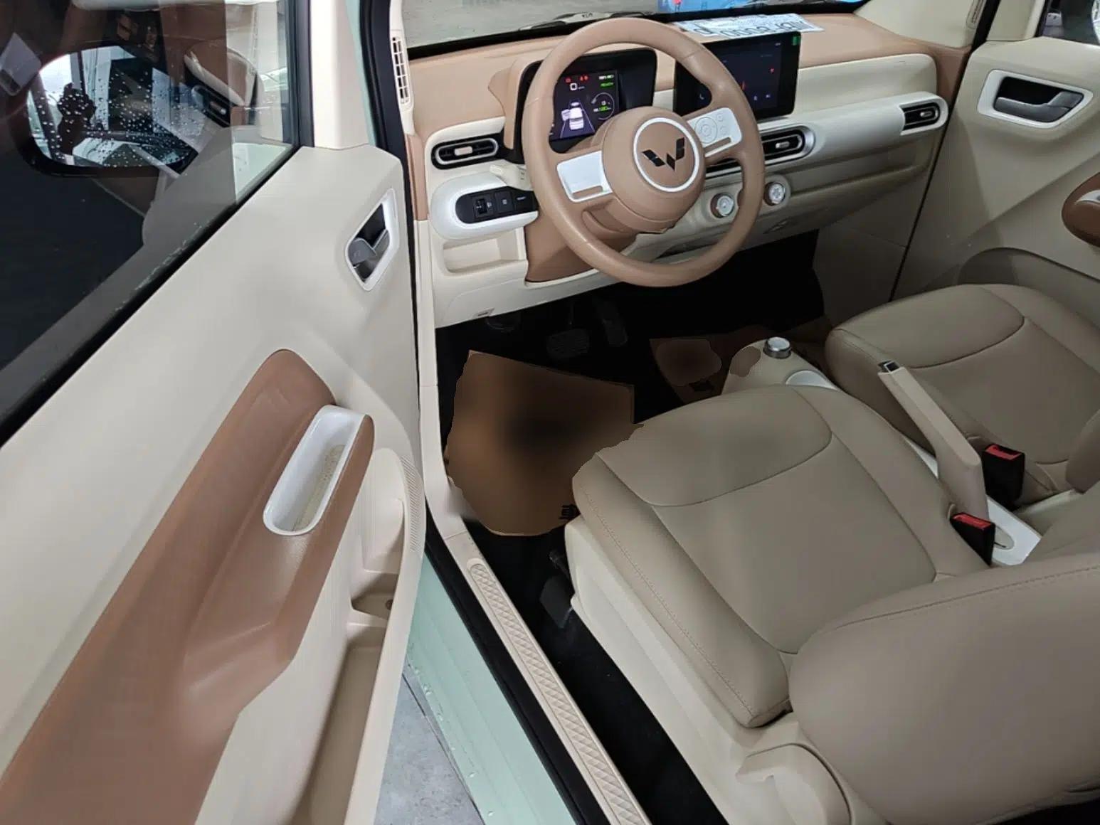 Wuling Hongguang MINIEV 2024 3rd Generation 215km Advanced Version — миниатюра 19