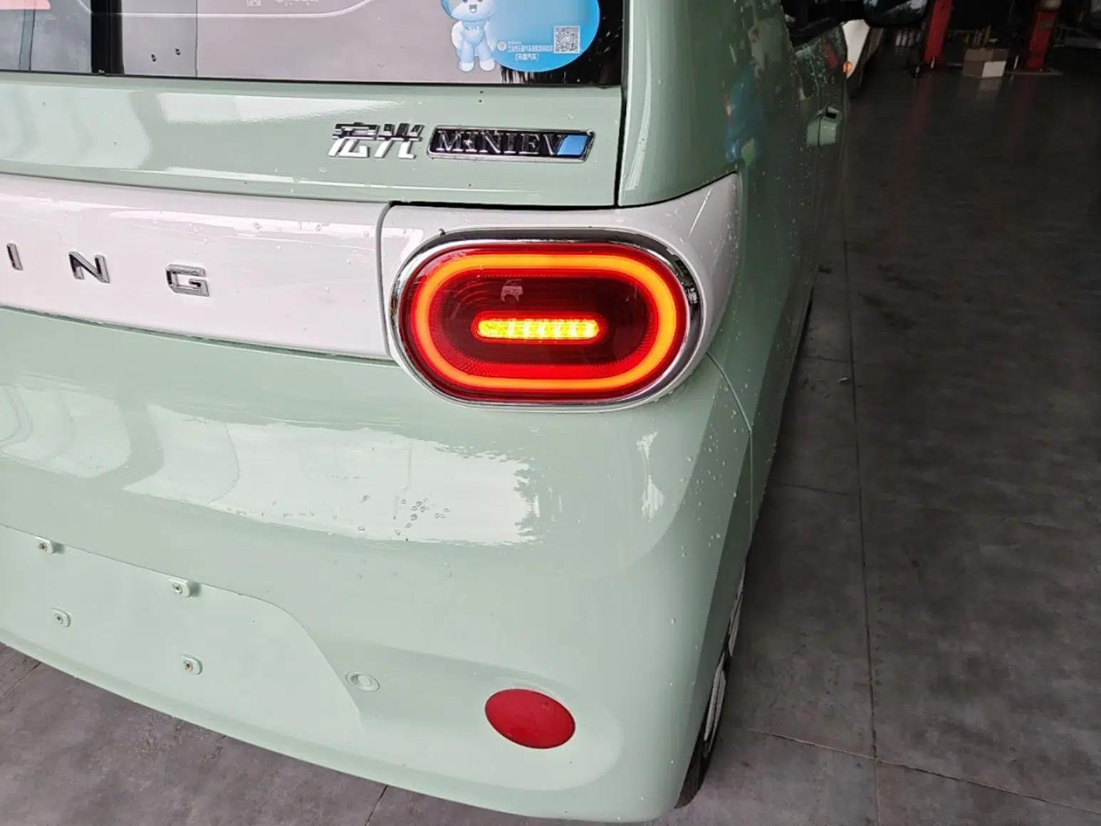 Wuling Hongguang MINIEV 2024 3rd Generation 215km Advanced Version — миниатюра 7