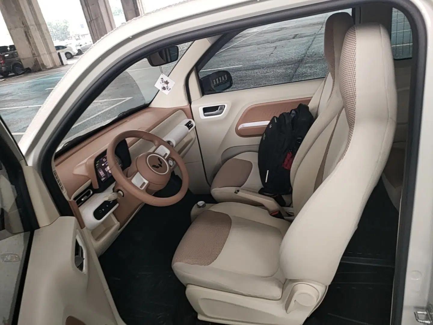 Wuling Hongguang MINIEV 2024 3rd Generation 215km Youth Edition — миниатюра 18