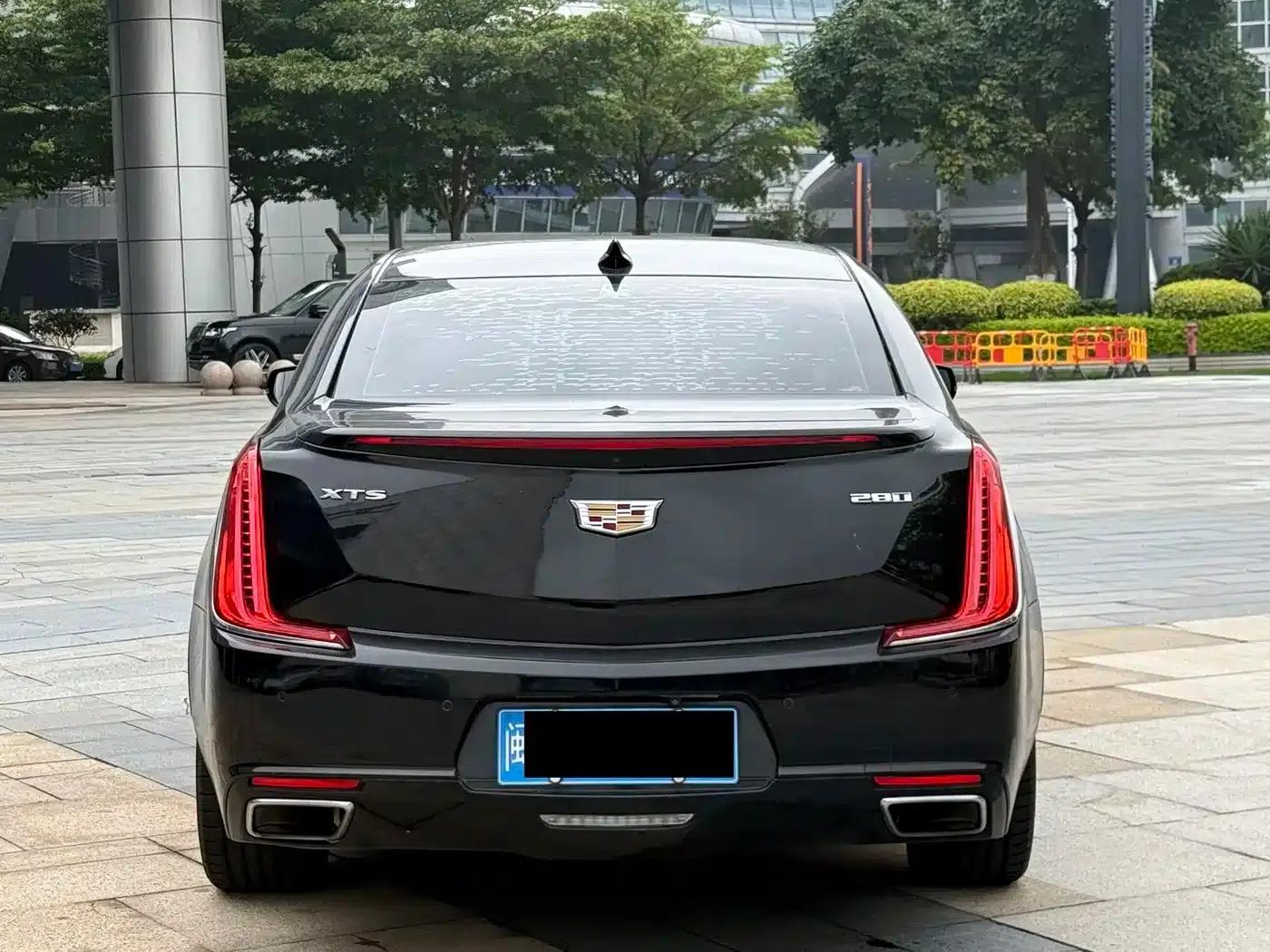 2018 Cadillac XTS 28T Elite — миниатюра 12