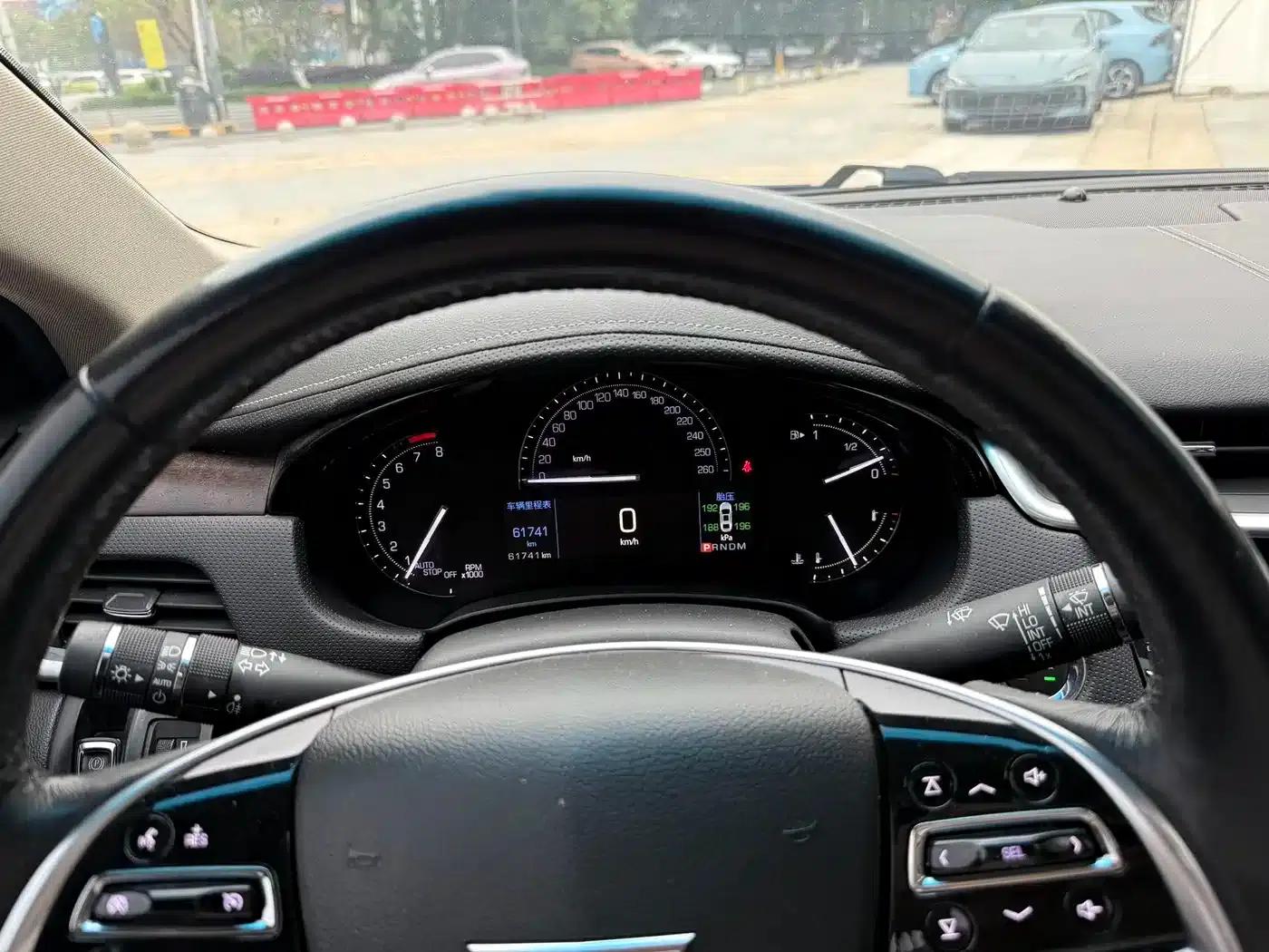 2018 Cadillac XTS 28T Elite — миниатюра 10