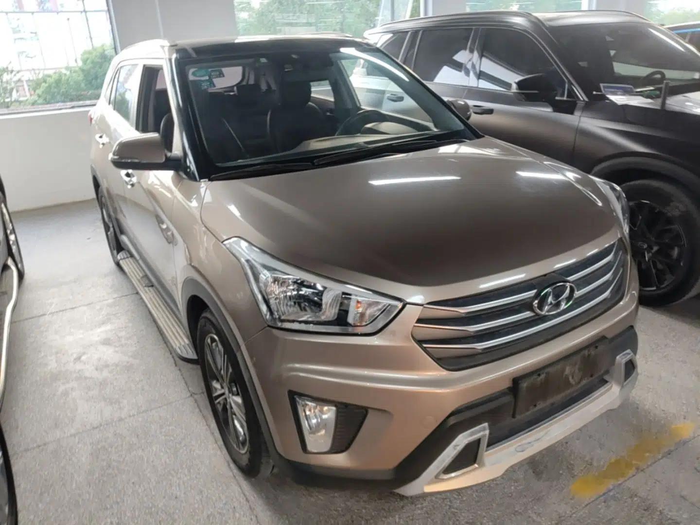Hyundai ix25 2015 1.6L Automatic Two-Wheel Drive Smart GLS Trim — миниатюра 3