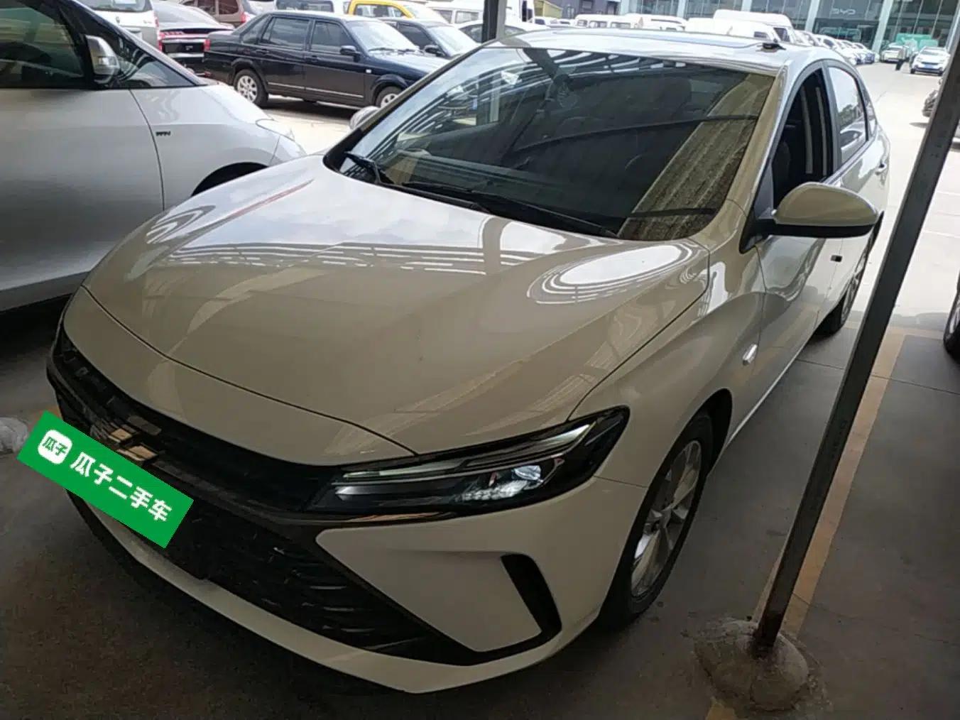 Chevrolet Monza 2023 1.5L Dual-Clutch Enjoyment Edition — миниатюра 1