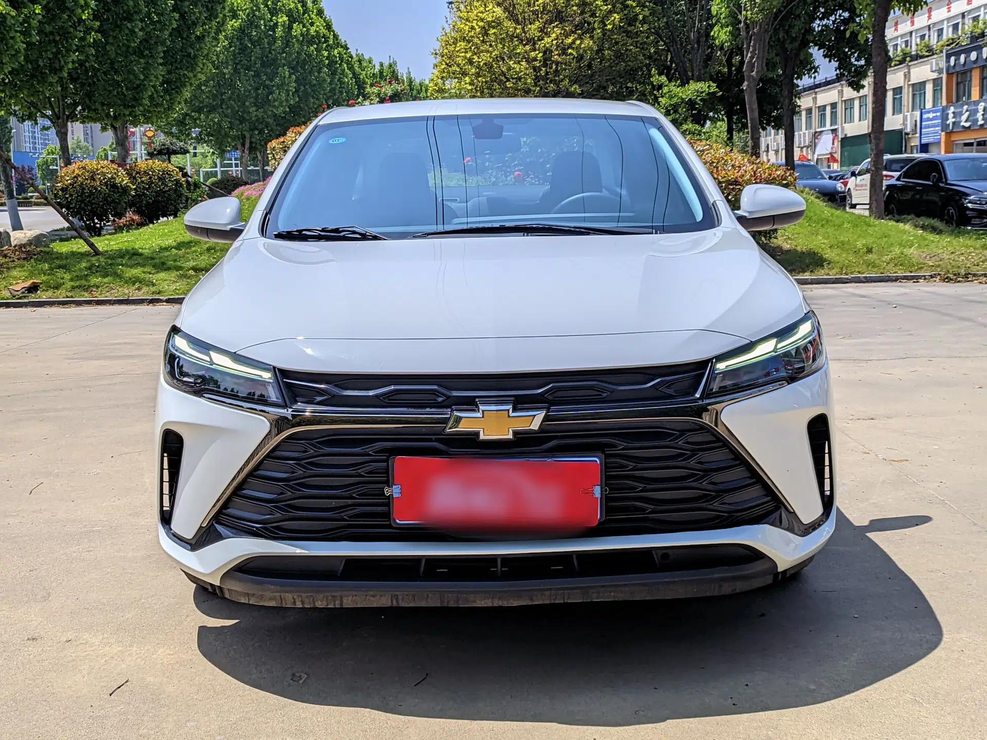 Chevrolet Monza 2023 1.5L Dual-Clutch Enjoyment Edition — миниатюра 2