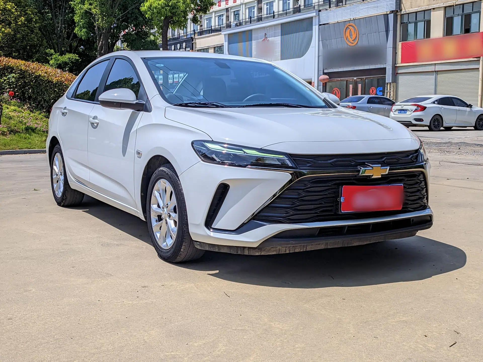 Chevrolet Monza 2023 1.5L Dual-Clutch Enjoyment Edition — миниатюра 3