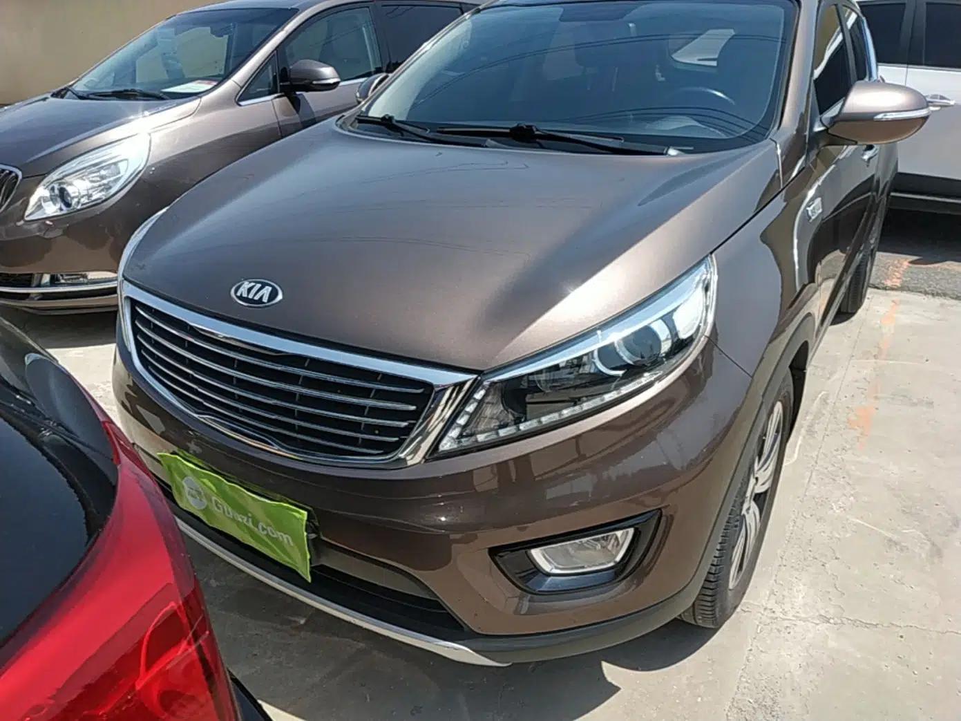 Kia Sportage R 2016 2.0L Automatic Two-Wheel Drive DLX — миниатюра 2