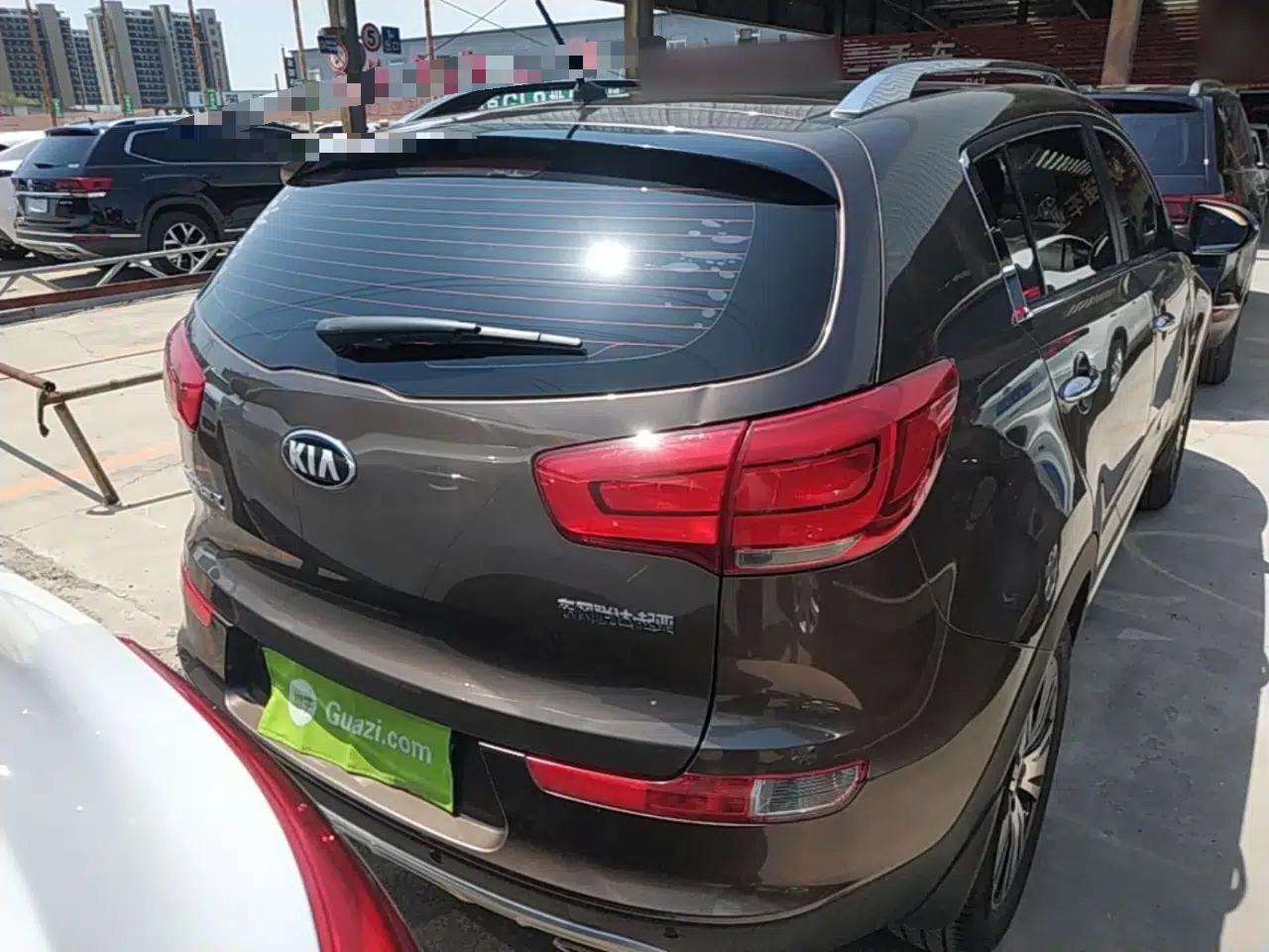 Kia Sportage R 2016 2.0L Automatic Two-Wheel Drive DLX — миниатюра 5