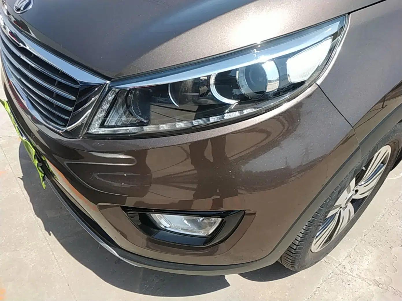 Kia Sportage R 2016 2.0L Automatic Two-Wheel Drive DLX — миниатюра 9