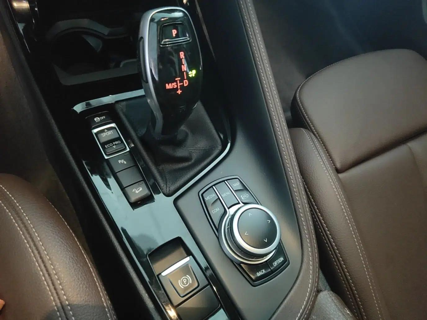 BMW X1 2021 xDrive25Li Luxury Model — миниатюра 16