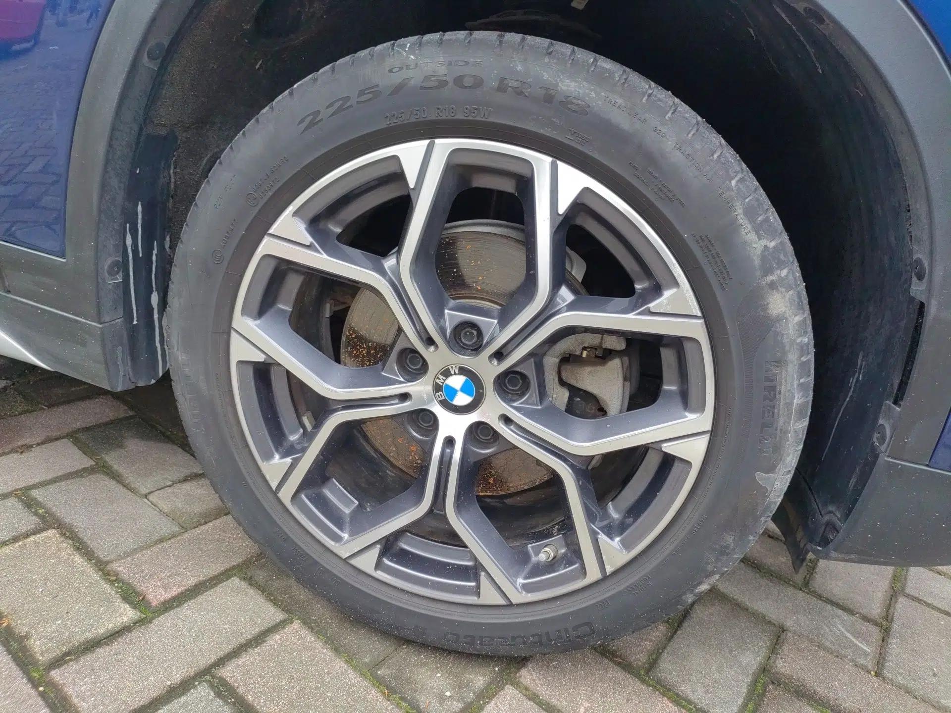 BMW X1 2022 sDrive20Li Luxury Model — миниатюра 8
