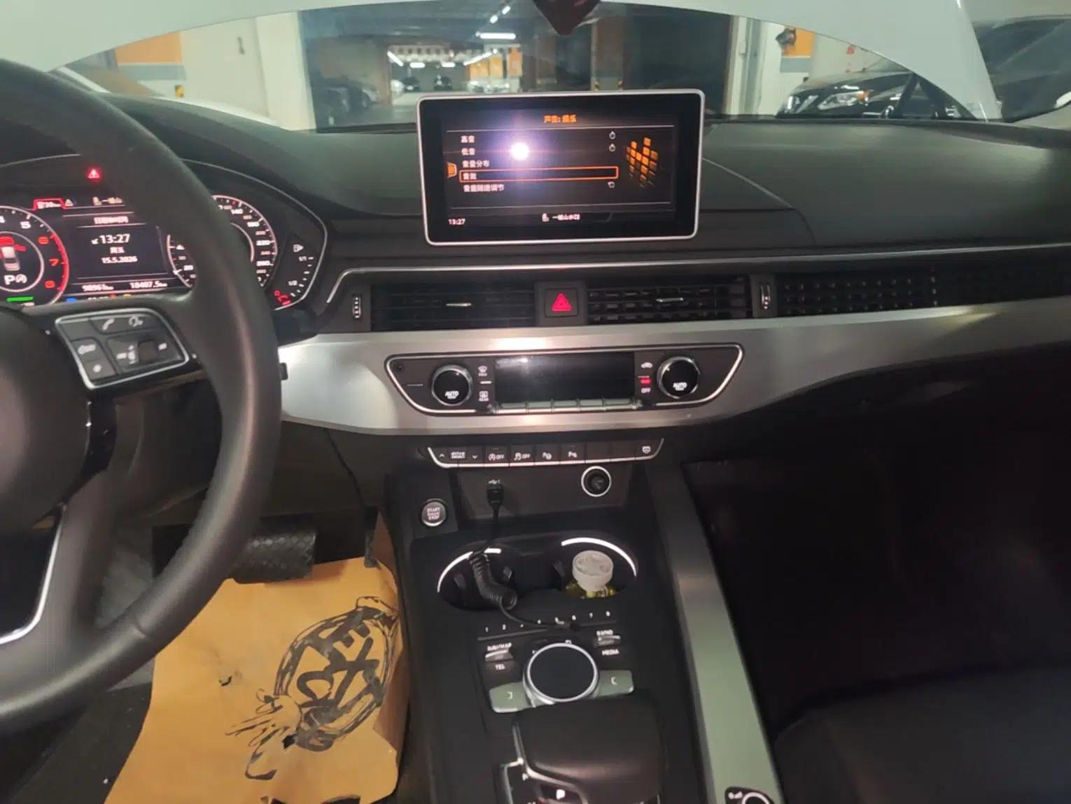 Audi A4L 2019 40 TFSI Fashion Edition China VI Emission Standard — миниатюра 16
