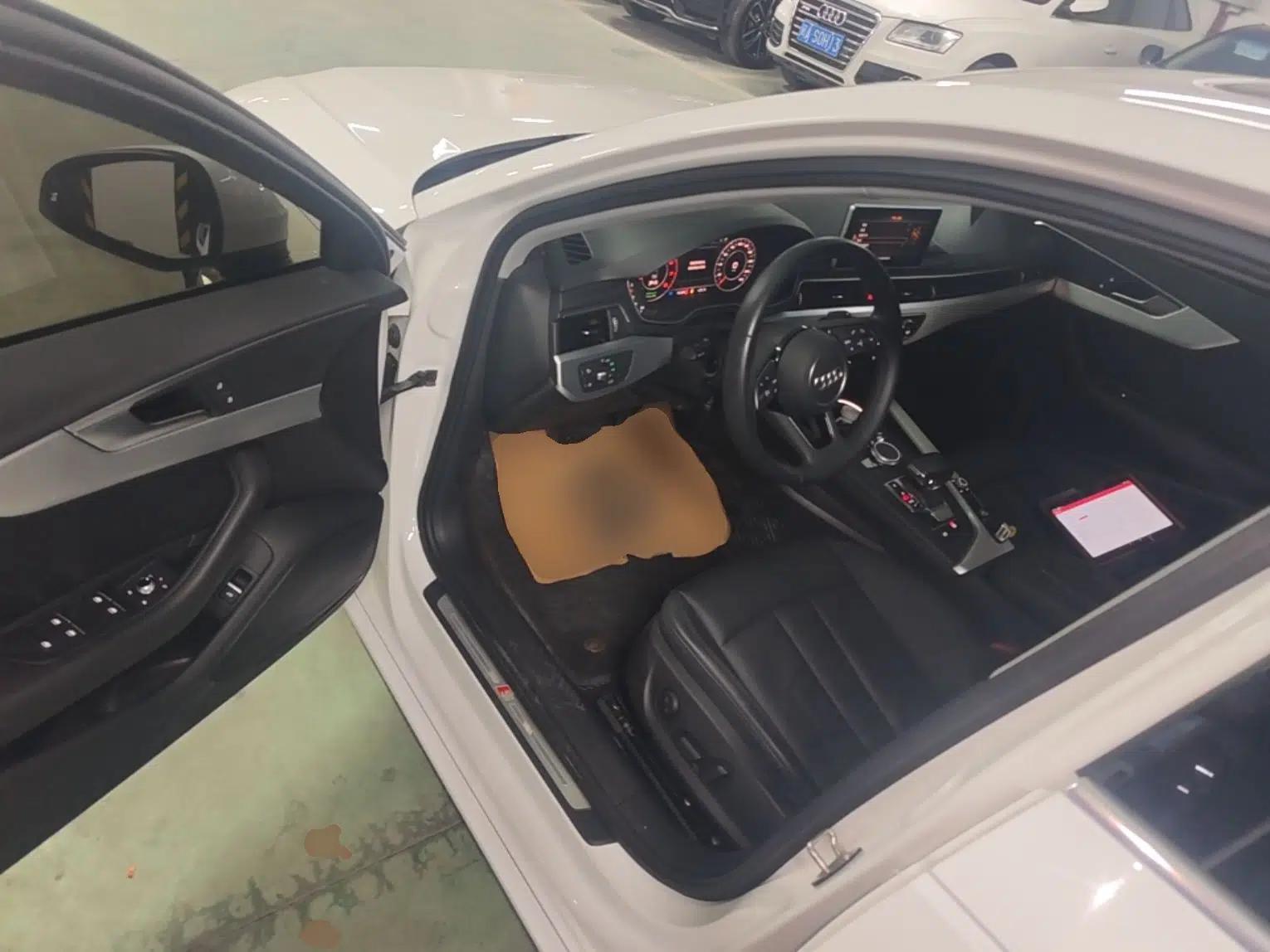 Audi A4L 2019 40 TFSI Fashion Edition China VI Emission Standard — миниатюра 19