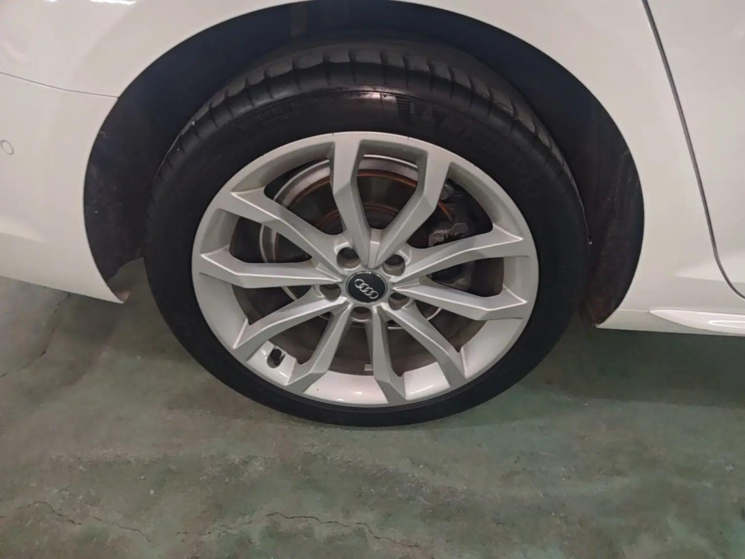 Audi A4L 2019 40 TFSI Fashion Edition China VI Emission Standard — миниатюра 10