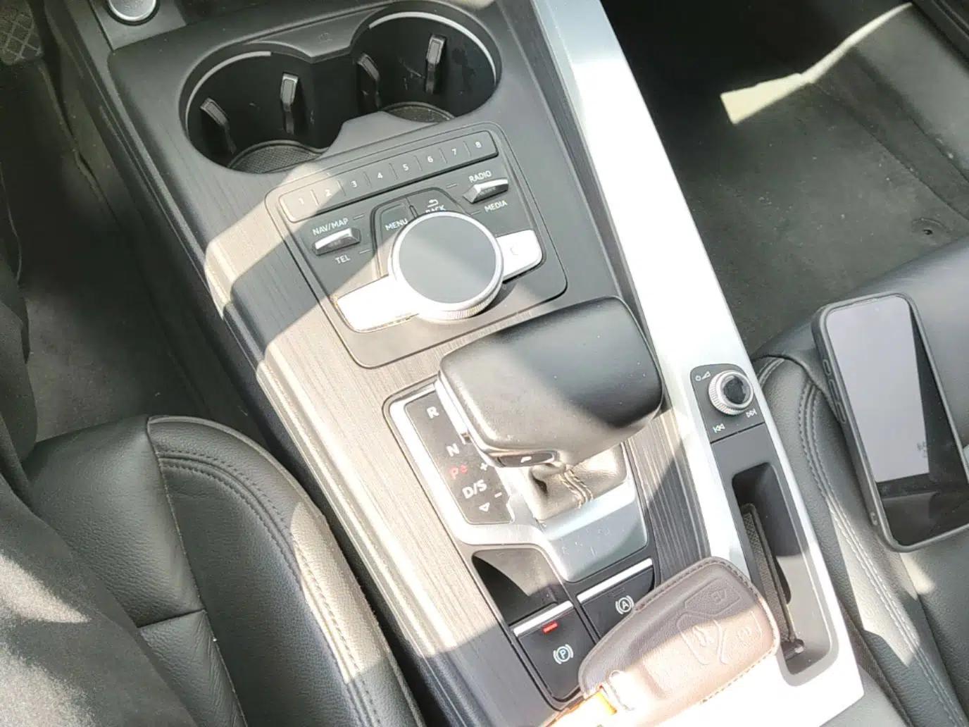 Audi A4L 2019 40 TFSI Fashion Version China V — миниатюра 17