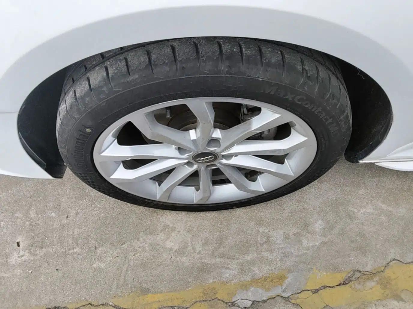 Audi A4L 2019 40 TFSI Fashion Version China V — миниатюра 8
