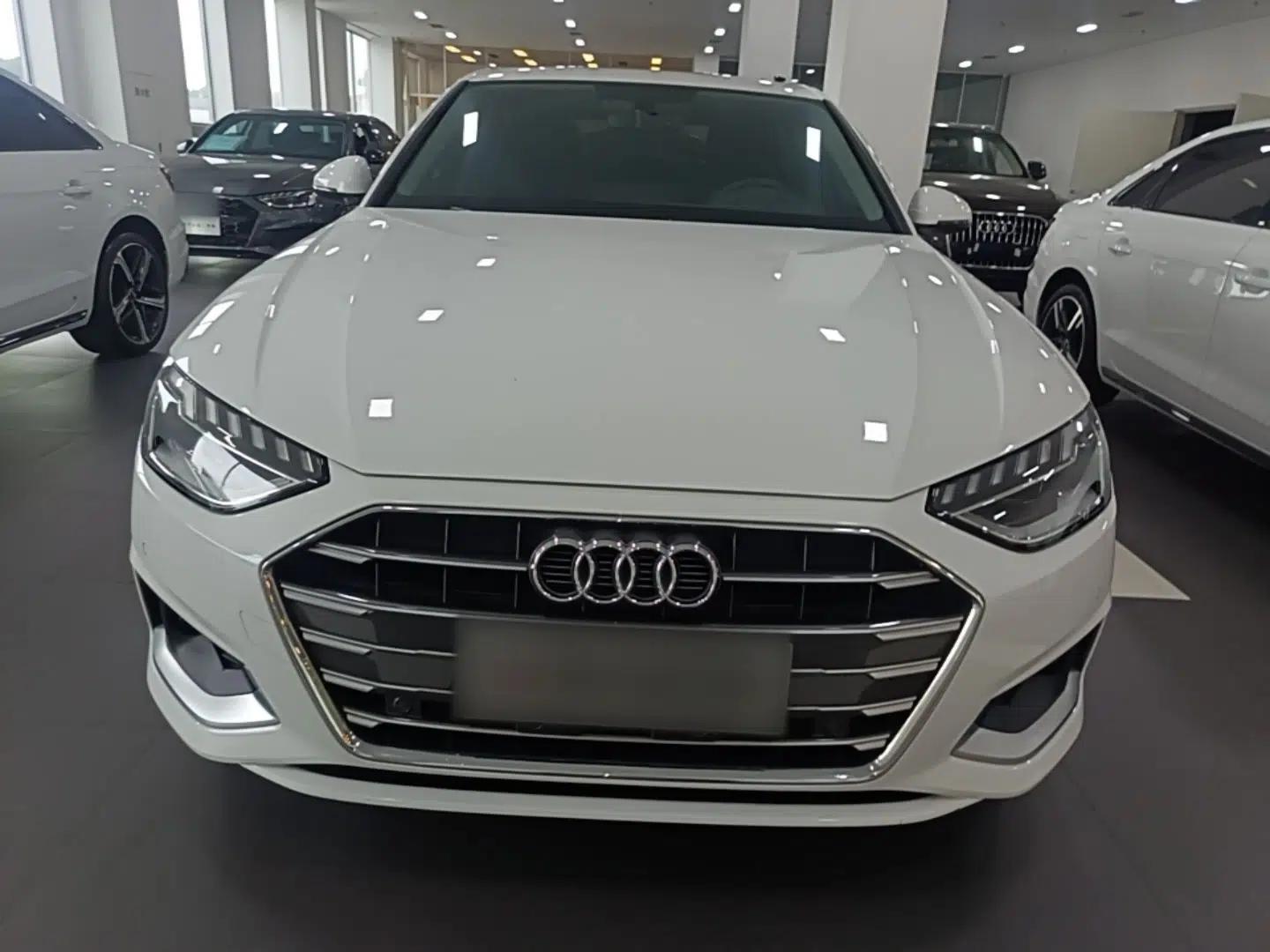Audi A4L 2020 40 TFSI Luxury Prestige Edition — миниатюра 2
