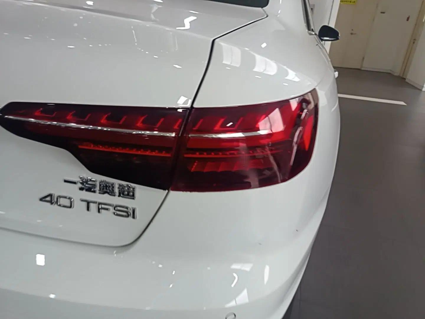 Audi A4L 2020 40 TFSI Luxury Prestige Edition — миниатюра 7