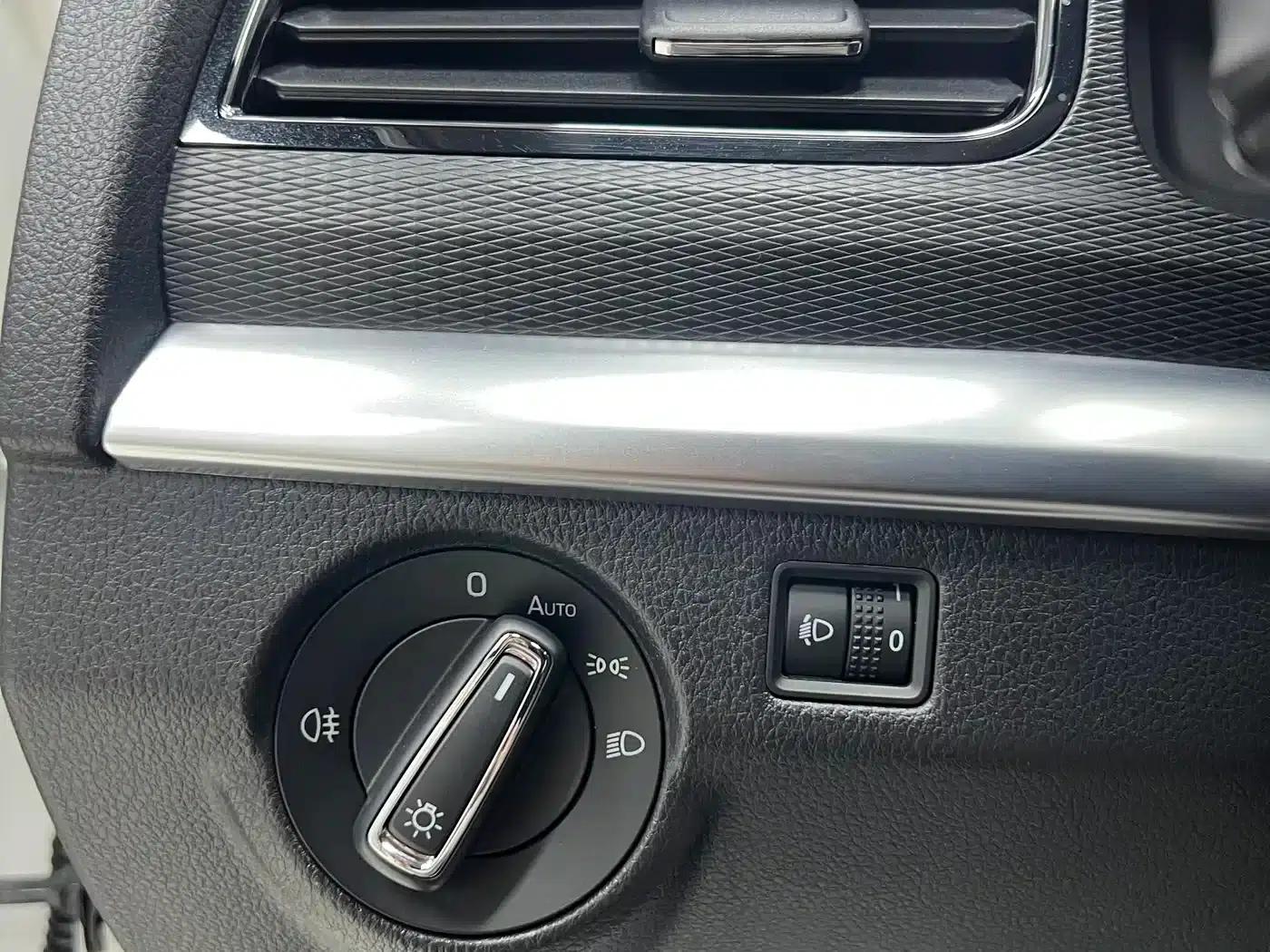 Kamiq 2022 1.5L Automatic Comfort Edition — миниатюра 19