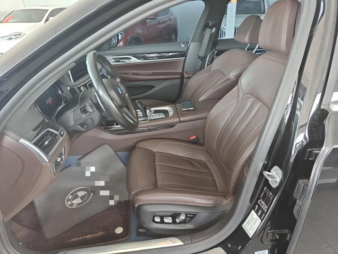 BMW 7 Series 2018 730Li Leading Model M Sport Package — миниатюра 18