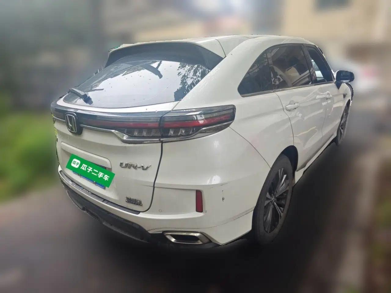Honda UR-V 2023 240TURBO Two-Wheel Drive Zhijing Edition — миниатюра 6