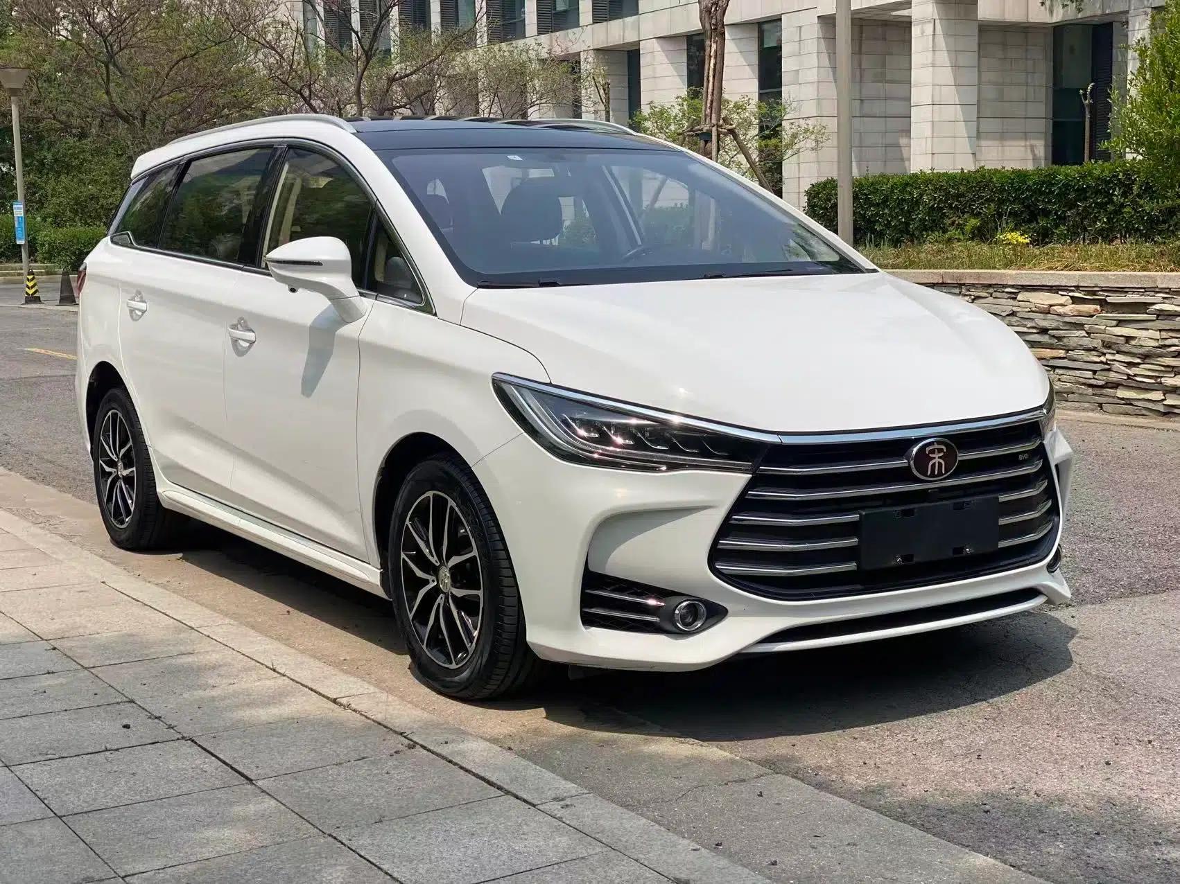 BYD Song MAX 2017 1.5T Automatic Smart Connect Elite 7-Seater — миниатюра 4