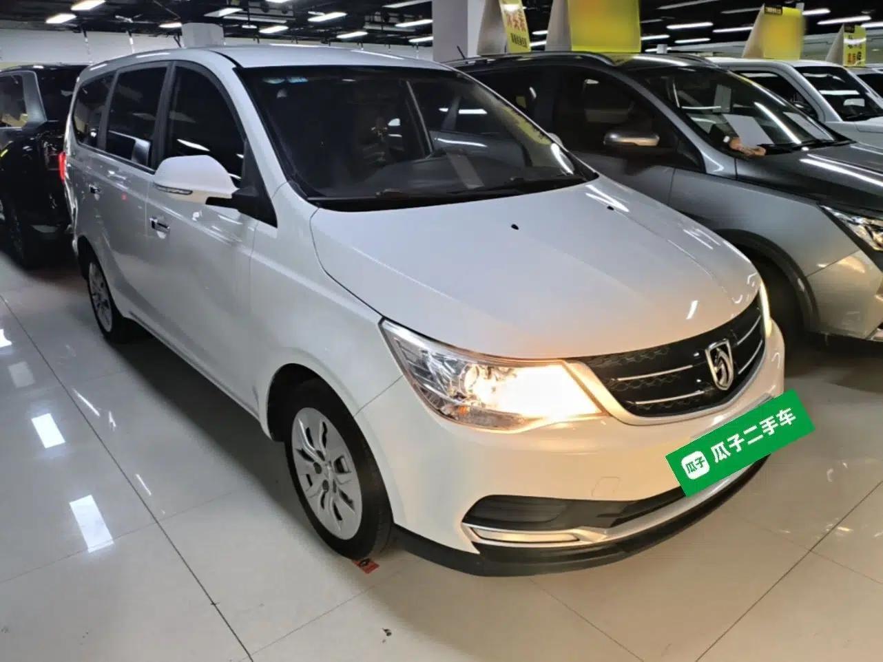 Baojun 730 2016 Revised 1.5L Manual Standard Version 7 Seats China V Emission Standard — миниатюра 3
