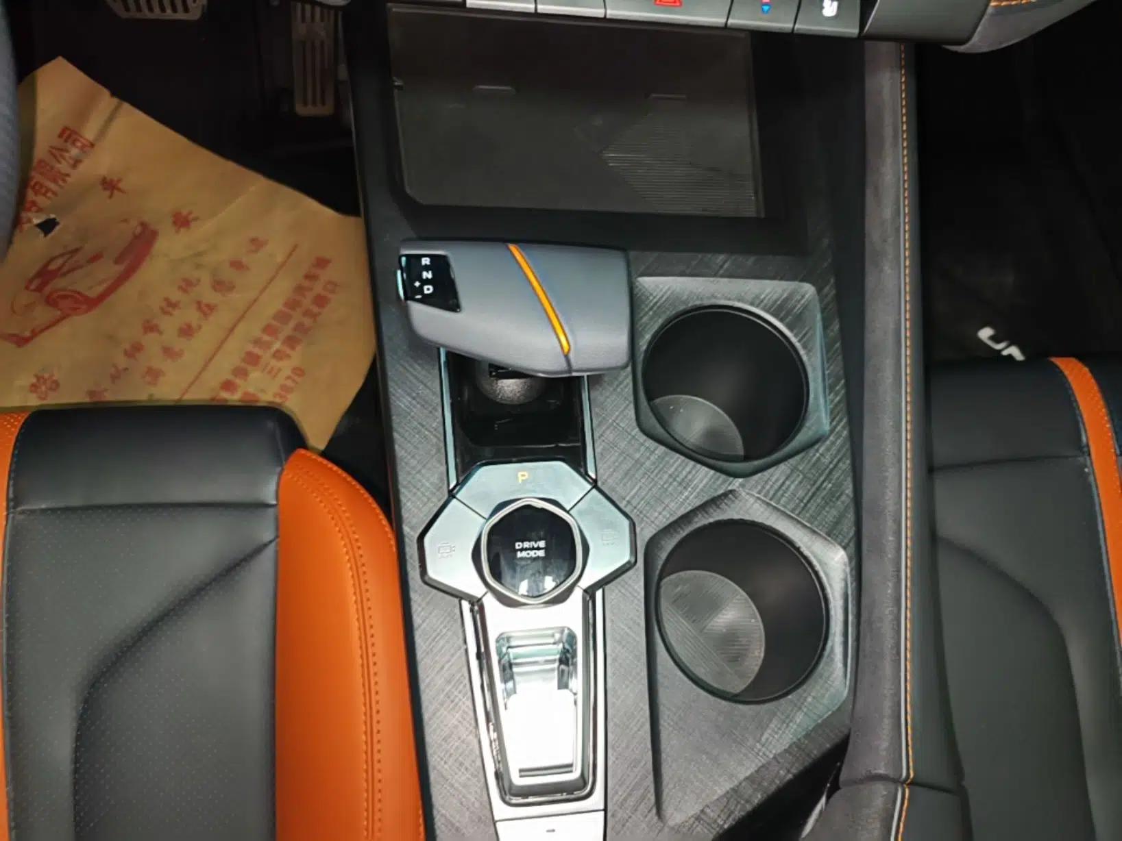 CHANGAN UNI-V 2024 1.5T Prestige Sport Edition — миниатюра 17