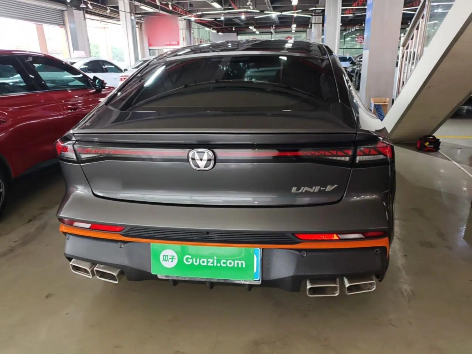 CHANGAN UNI-V 2024 1.5T Prestige Sport Edition — миниатюра 5