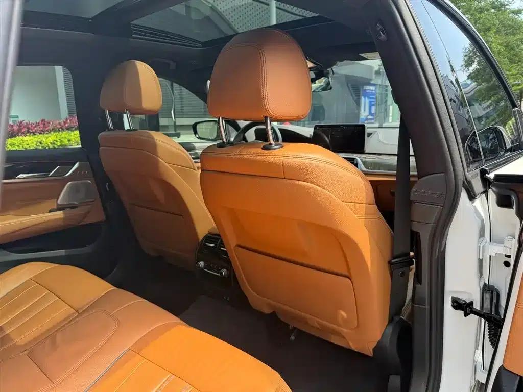 2021 BMW 6 Series GT 630i M Sport Package — миниатюра 6