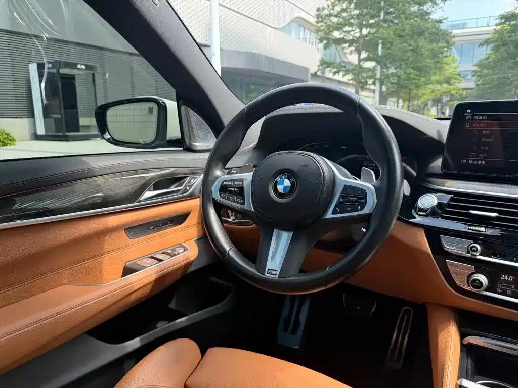 2021 BMW 6 Series GT 630i M Sport Package — миниатюра 10