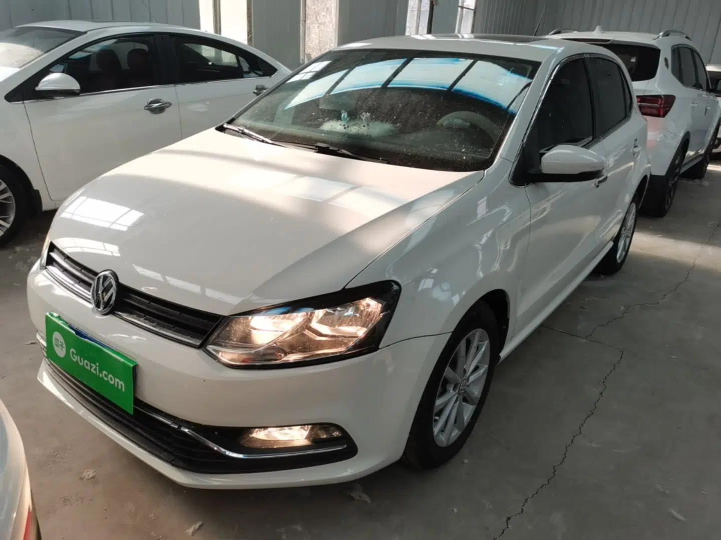 Volkswagen Polo 2018 1.5L Automatic Enjoyment Model — миниатюра 1